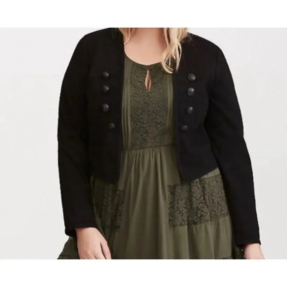 NWT Torrid Stretch Twill Crop Military Jacket SZ 00 M/L Goth Dark Academic Pinup - Picture 1 of 11